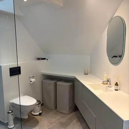 Meadowcrest Nook * Leeds (West Yorkshire)